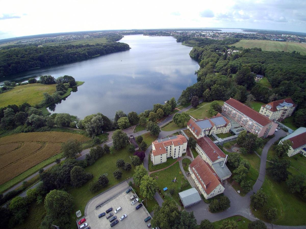 Spa Hotel Amsee Waren  Exterior foto